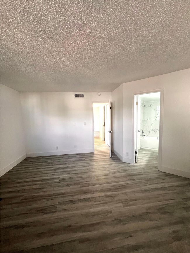 214 Lake Pointe Dr unit 103, Oakland Park, FL 33309 - photo 5