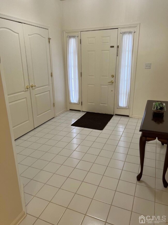 408 Birch Ct, New Brunswick, NJ 08901 - photo 4