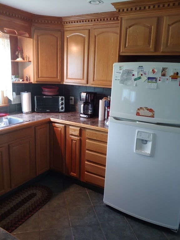 21 Dupont Cir, Leominster, MA 01453 - photo 6