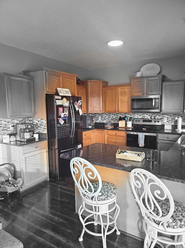Kitchen with counter bar