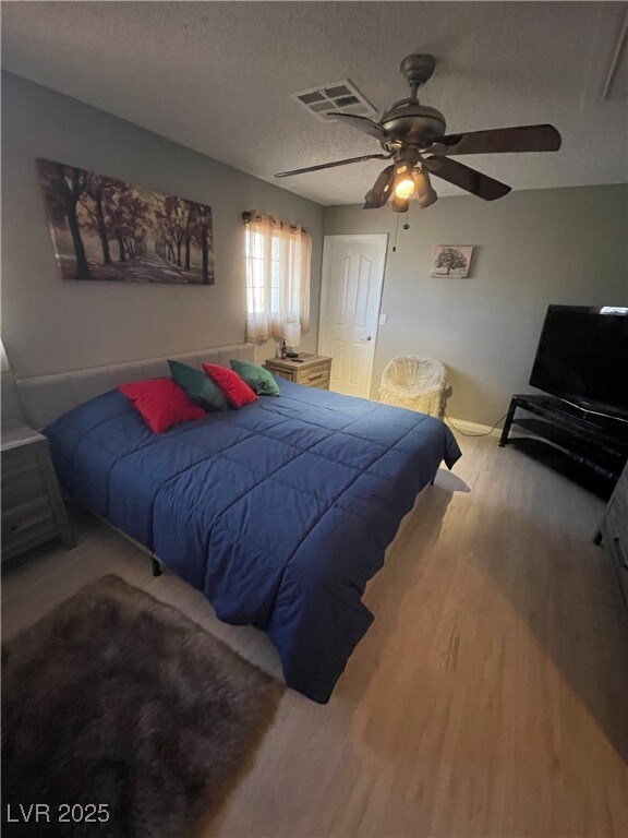 unlisted-address, Las Vegas, NV 89117 - photo 6