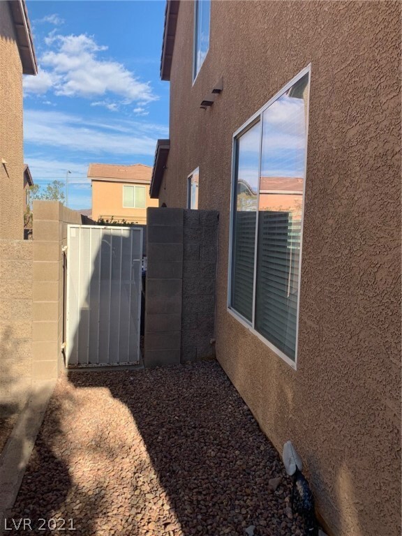 unlisted-address, Henderson, NV 89002 - photo 4