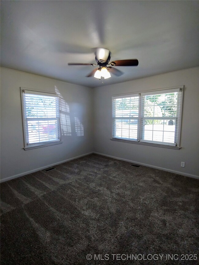 507 E Comanche St, Jenks, OK 74037 - photo 7