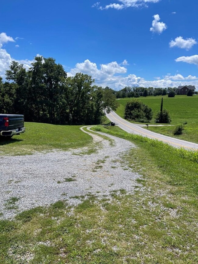 5389 Raymond Rd, Mayslick, KY 41055 - photo 4