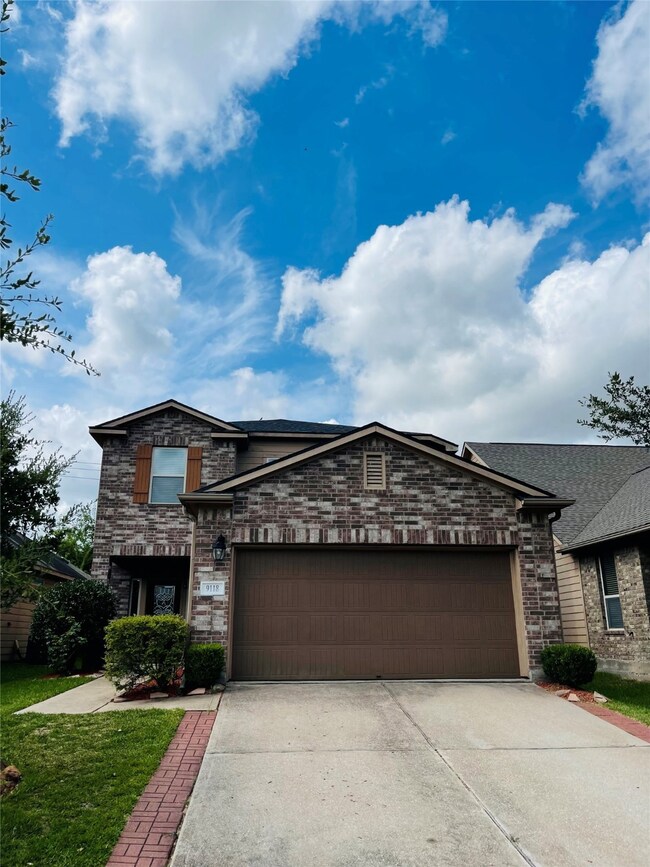 9118 Fuqua Breeze Dr, Houston, TX 77075 - photo 7