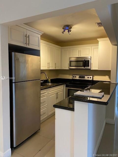 unlisted-address, Hallandale Beach, FL 33009 - photo 3