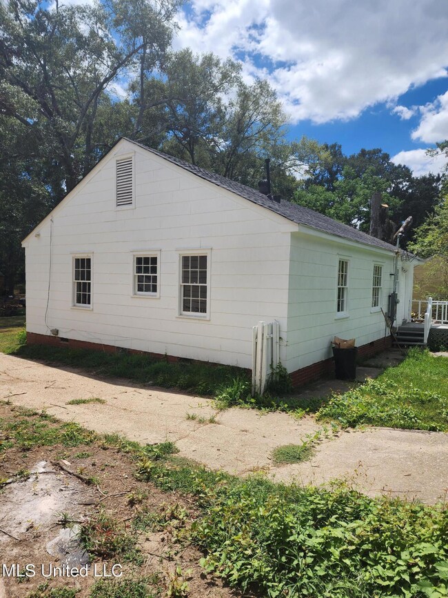 4839 Sheridan Drive - 4