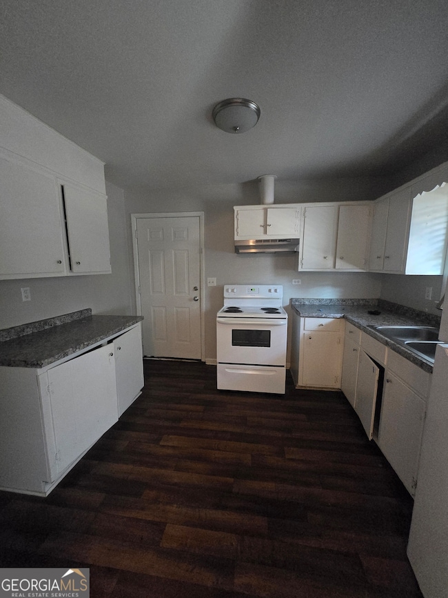 961 Dixie Dr, Jonesboro, GA 30236 - photo 6