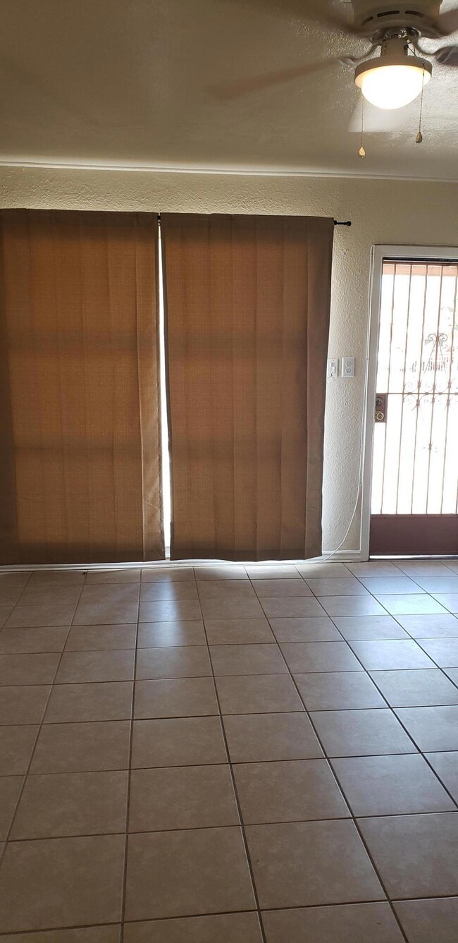 7602 Kingman Dr, El Paso, TX 79915 - photo 6