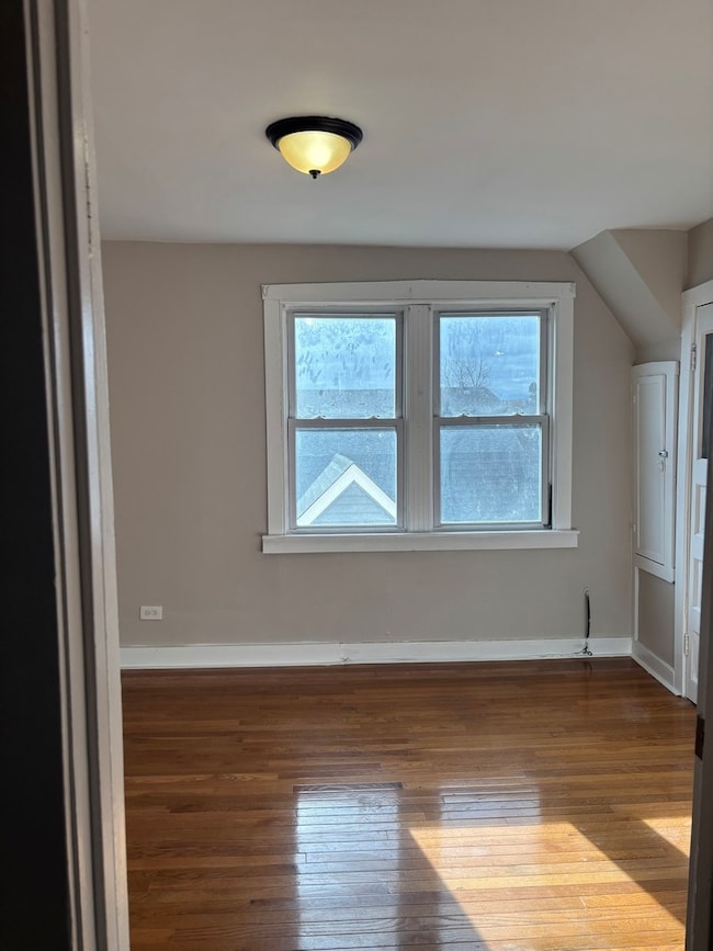 2524 N Central Park Ave unit 3, Chicago, IL 60647 - photo 3