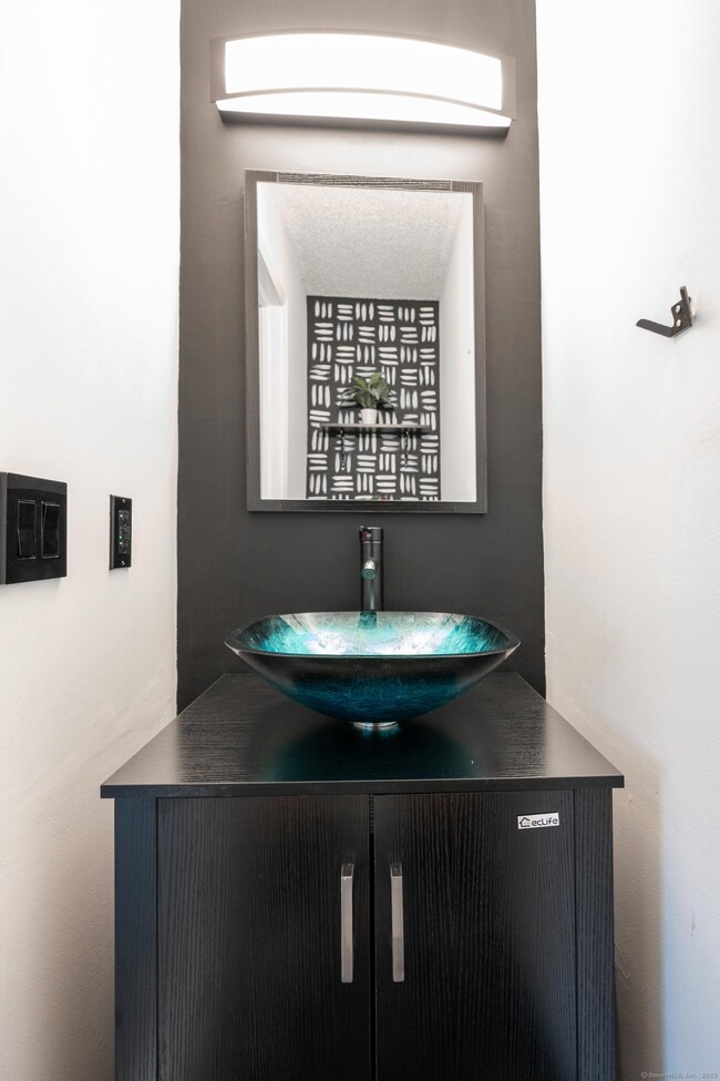 151 Shelter Rock Rd unit 87, Danbury, CT 06810 - photo 6