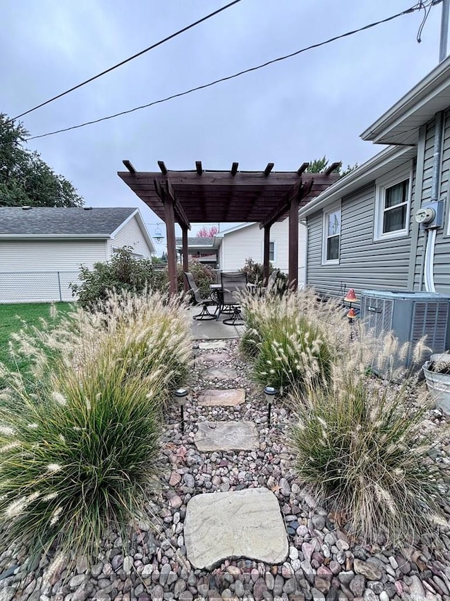 217 E 19th St, Grand Island, NE 68801 - photo 7