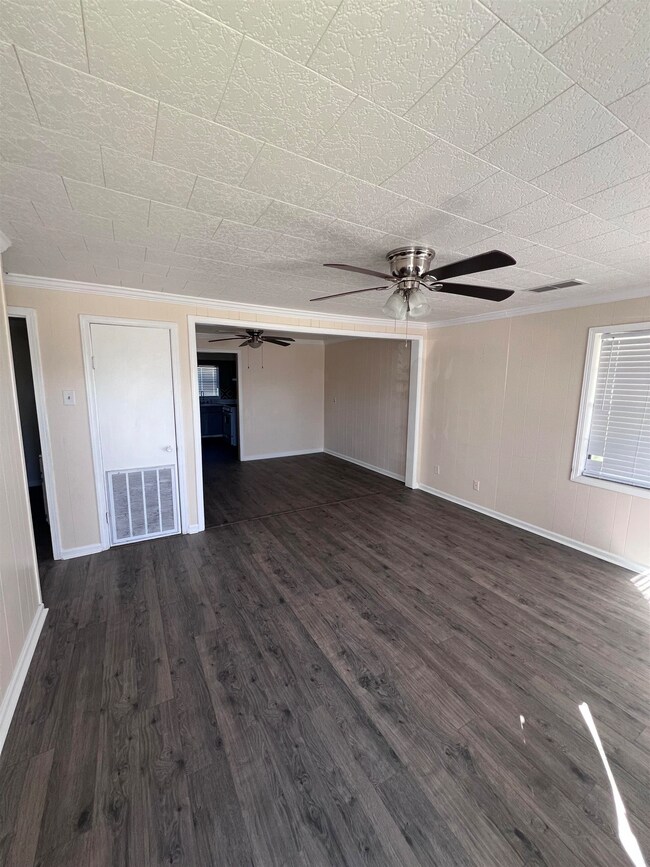 219 Patterson St, Houma, LA 70363 - photo 6