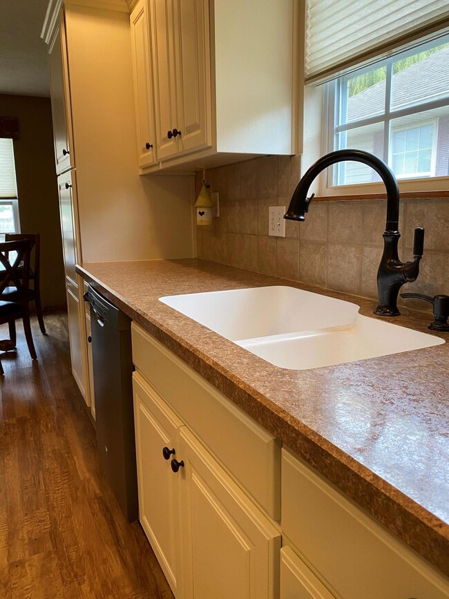 1153 Mahogany Rd, Nixa, MO 65714 - photo 7