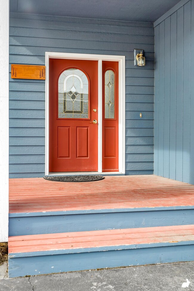 4_EntranceExterior