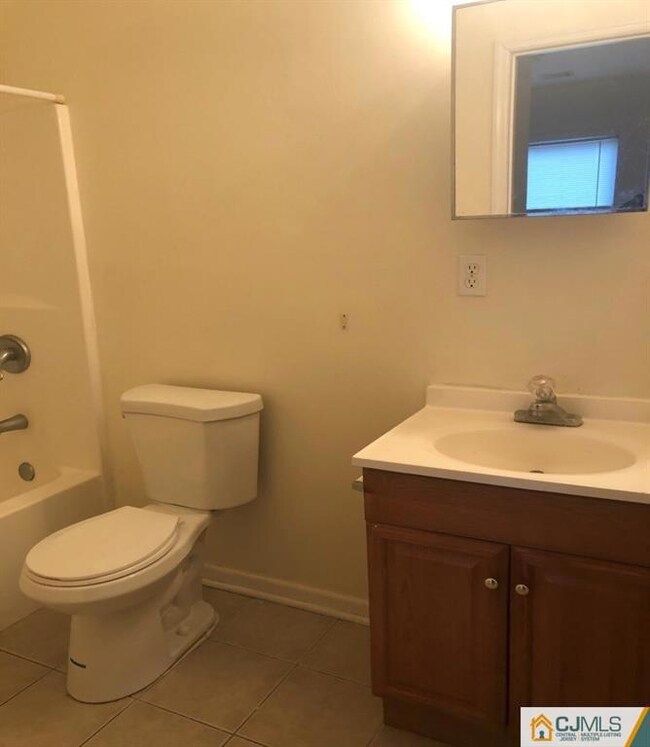 26 Mckinley Ave unit 28, Carteret, NJ 07008 - photo 7