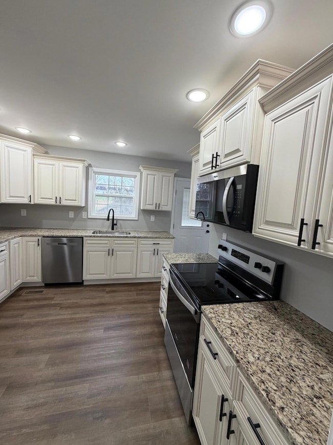 54 Catalpa Ct, London, KY 40744 - photo 2