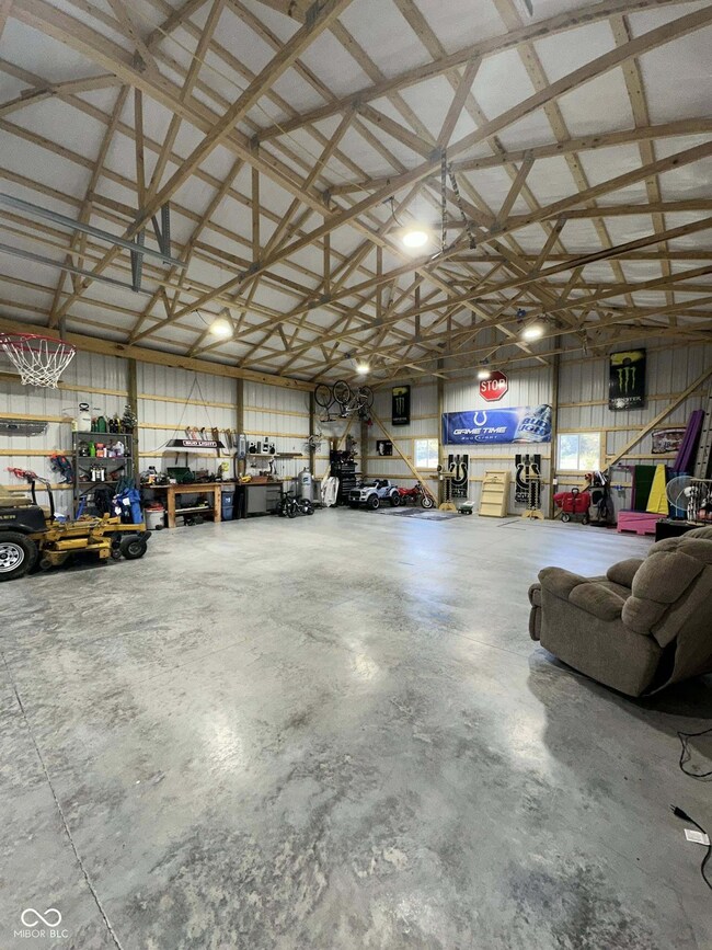 2105 N Terry Rd, Scottsburg, IN 47170 - photo 6