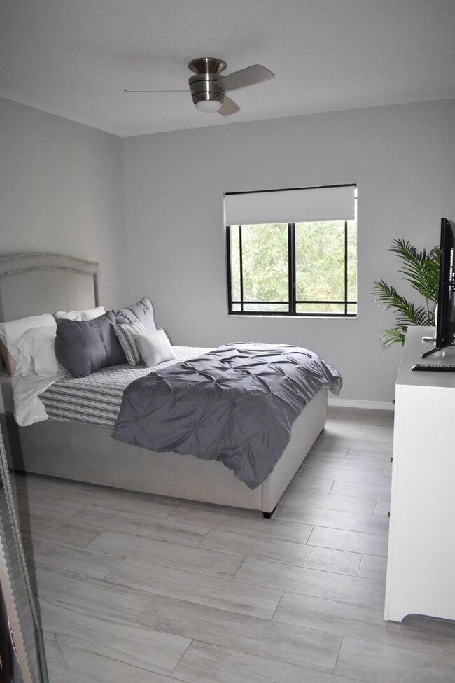 3020 Alcazar Place unit 306, Palm Beach Gardens, FL 33410 - photo 7