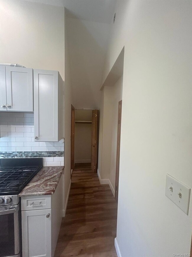 42 Park Ave unit 3, Suffern, NY 10901 - photo 7