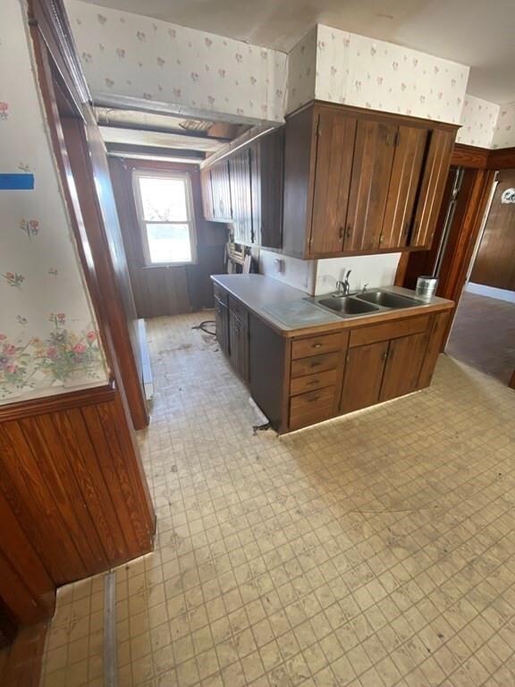 11 Clarendon St, Worcester, MA 01604 - photo 5