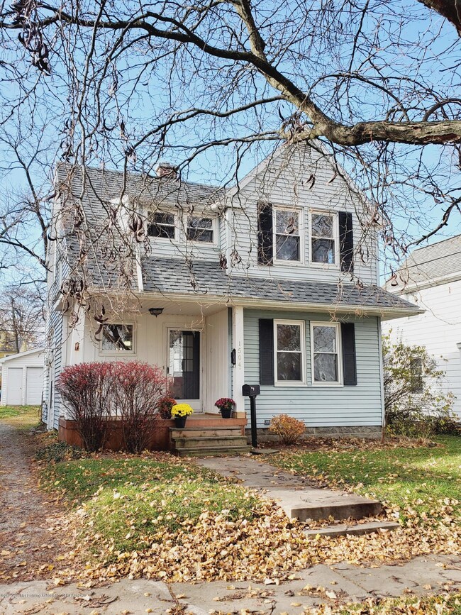 1504 Corbett St Lansing - Front Side
