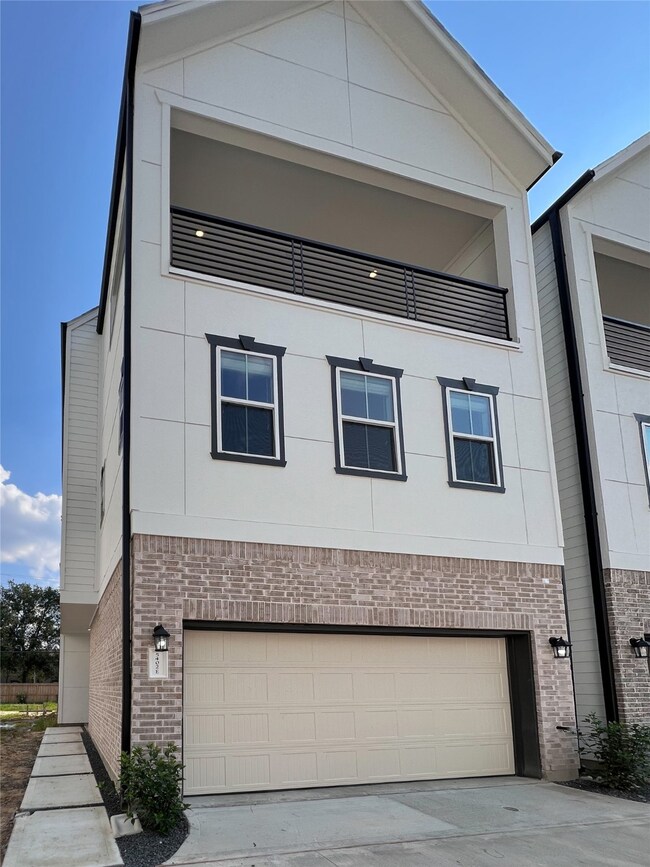 5402 Wheatley St unit E, Houston, TX 77091 - photo 2
