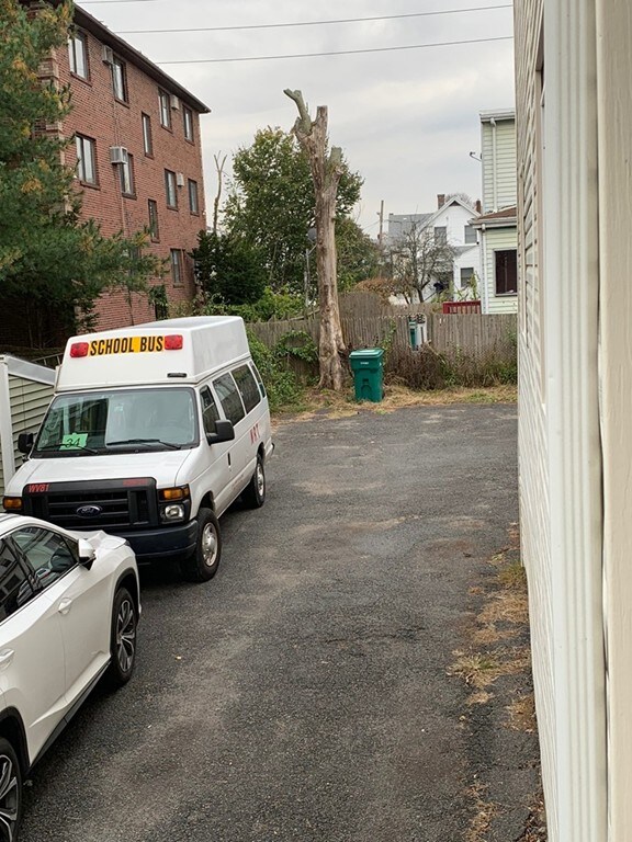 45 South St unit 2, Lynn, MA 01905 - photo 2