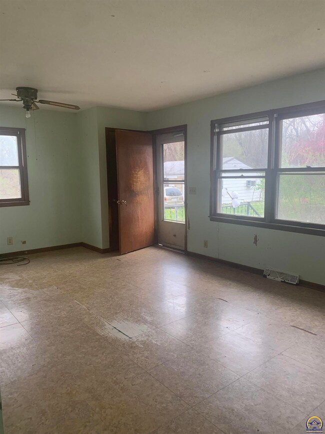 1956 Road L5, Emporia, KS 66801 - photo 5