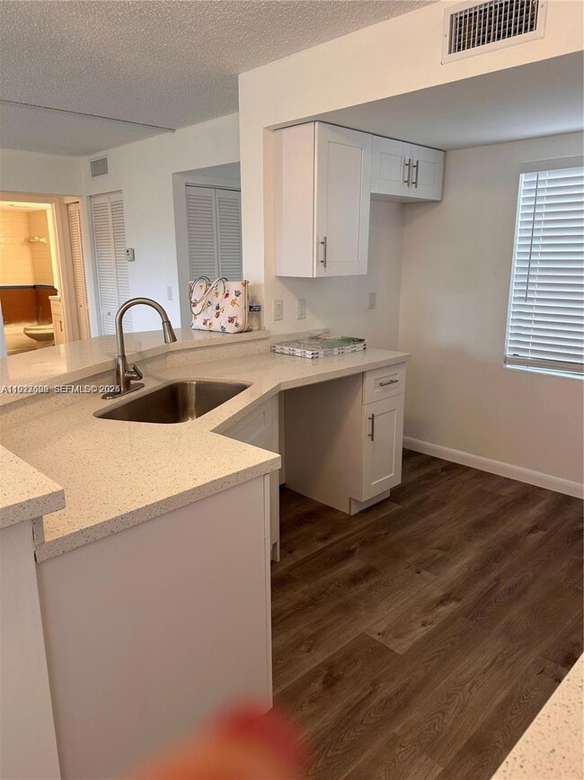 9999 Summerbreeze Dr unit 301, Sunrise, FL 33322 - photo 4