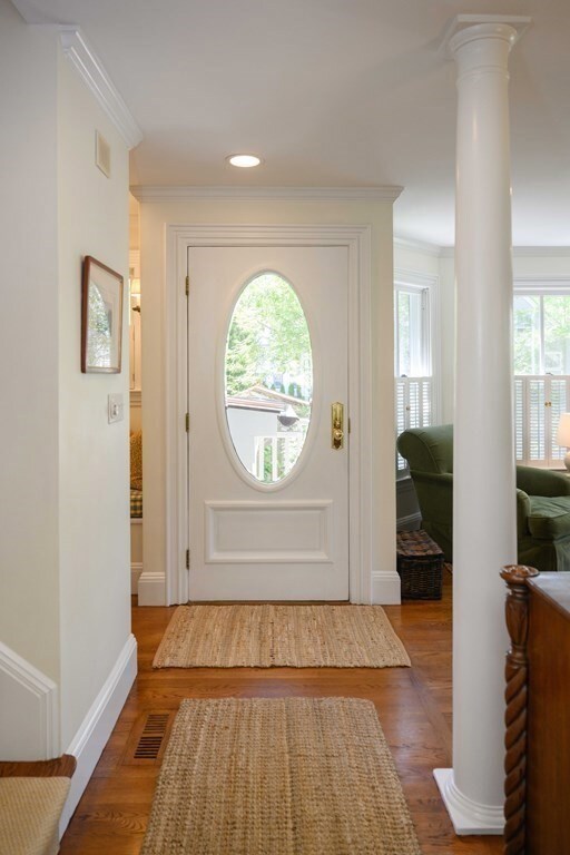 619 Washington St unit D, Wellesley, MA 02482 - photo 2