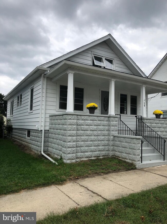 24 Hanover St, Pemberton, NJ 08068 - photo 4