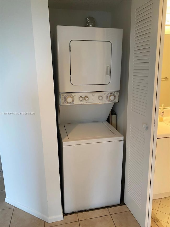 13101 SW 15th Ct unit 408R, Pembroke Pines, FL 33027 - photo 7