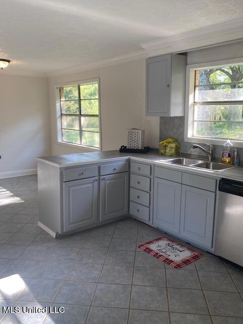 Kitchen/Breakfast Nook