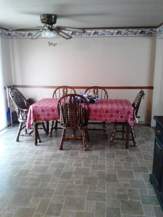 196 Lobach Ln, Kunkletown, PA 18058 - photo 5