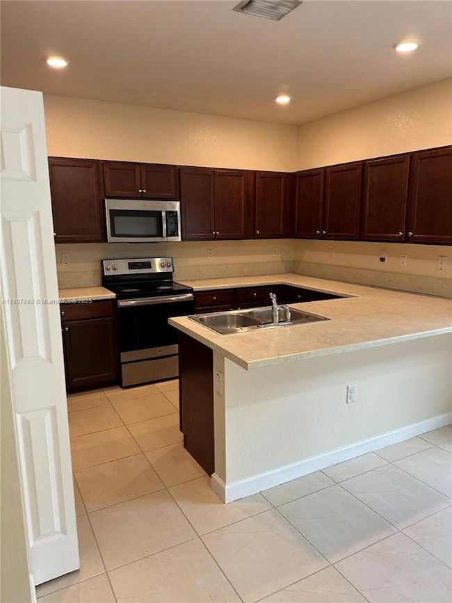 9336 W 33rd Ave, Hialeah, FL 33018 - photo 3