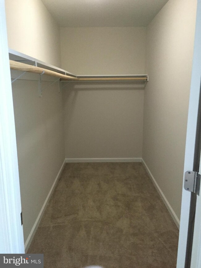 12639 Millstream Dr, Bowie, MD 20715 - photo 4