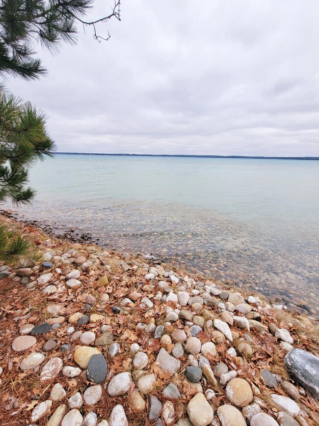 Higgins lake Access