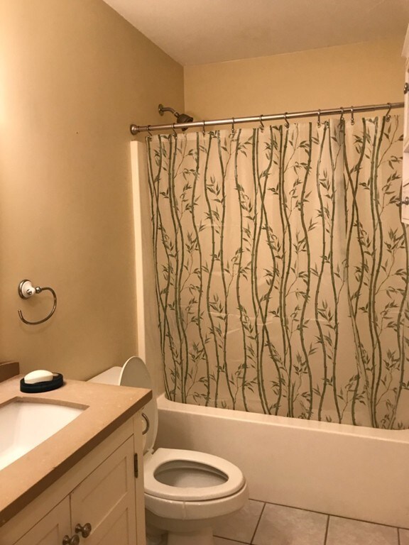 20 Heaths Ct unit 305, Lynn, MA 01905 - photo 5