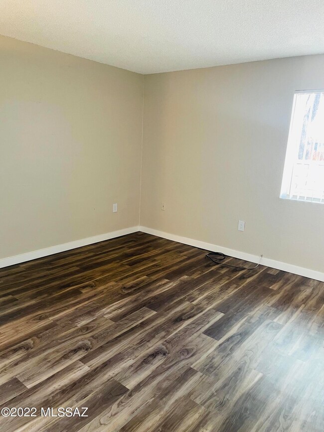 3838 N Park Ave, Tucson, AZ 85719 - photo 6