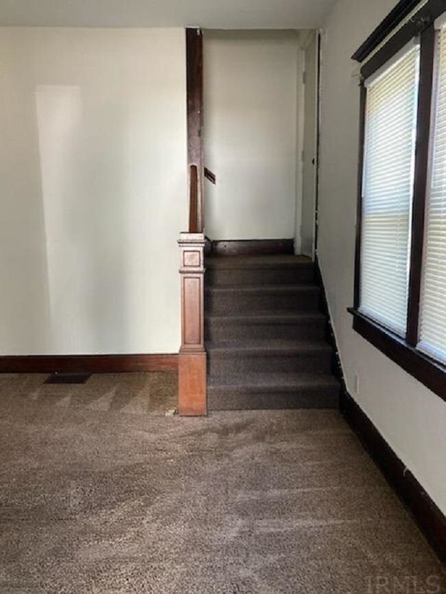 740 N Jefferson St, Muncie, IN 47305 - photo 3