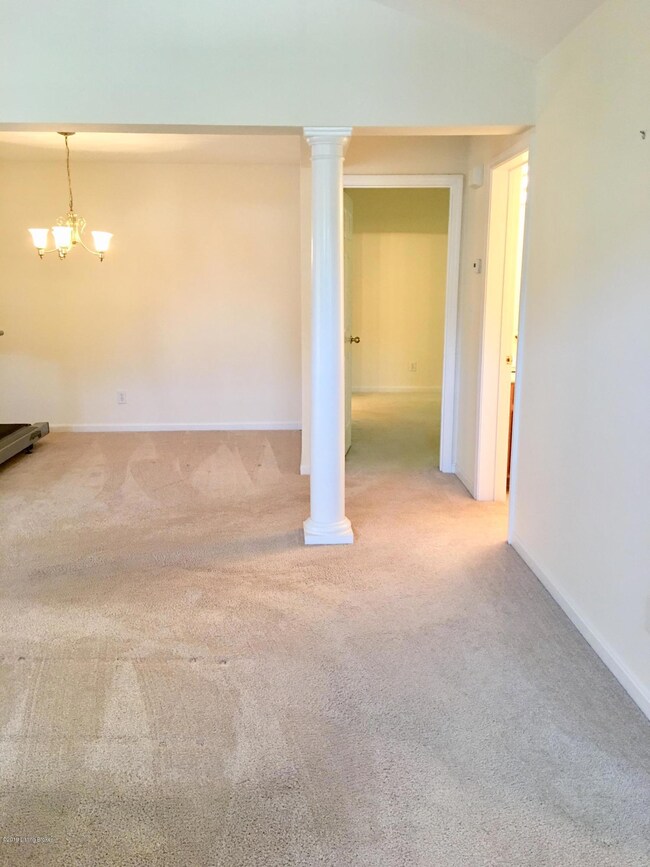 CEE1CCC4-33C2-4FD8-A7D6-561372E76F96