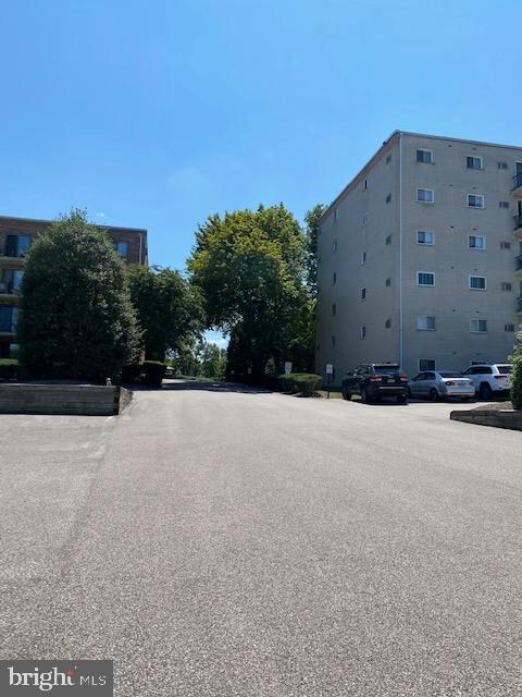 3421 W Chester Pike unit B44, Newtown Square, PA 19073 - photo 2