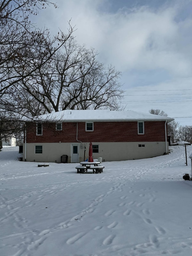 205 S Hayes St, Mount Ayr, IA 50854 - photo 4