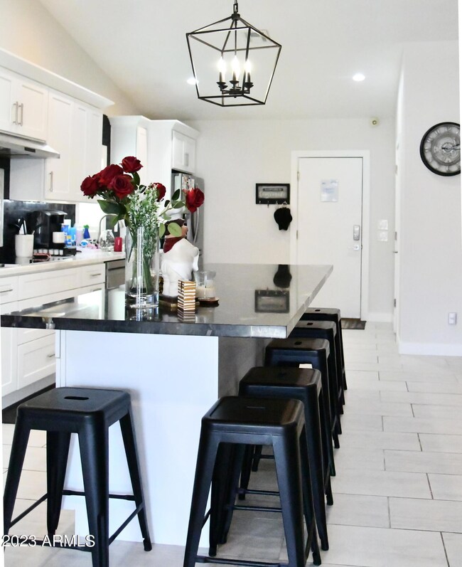 653 E Ironwood Dr, Chandler, AZ 85225 - photo 4