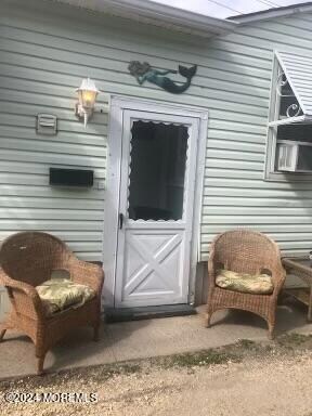 Front Entrance 112 Ocean AVe