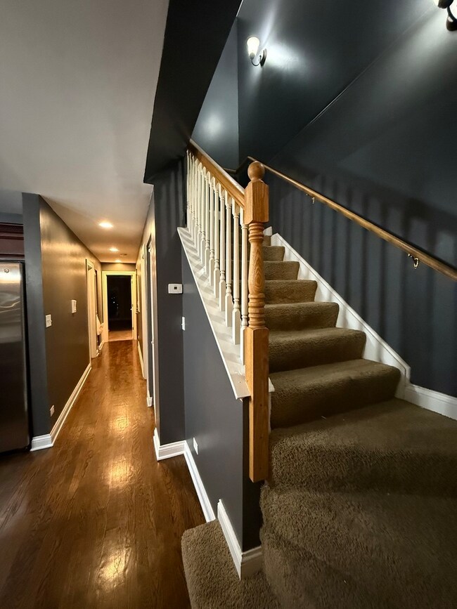 5658 W 63rd St unit 3W, Chicago, IL 60638 - photo 5