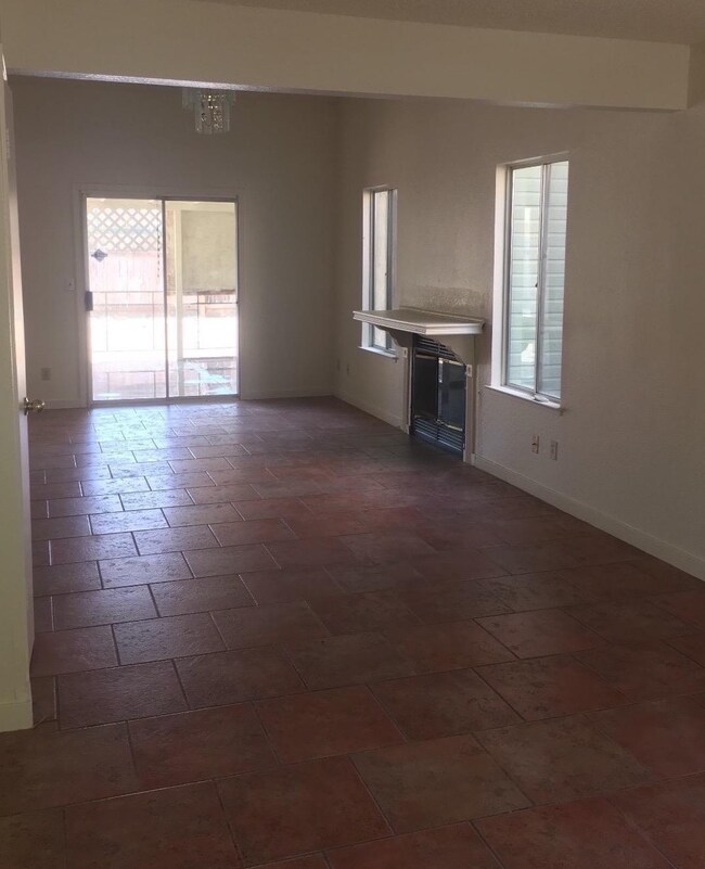 family room photo #1