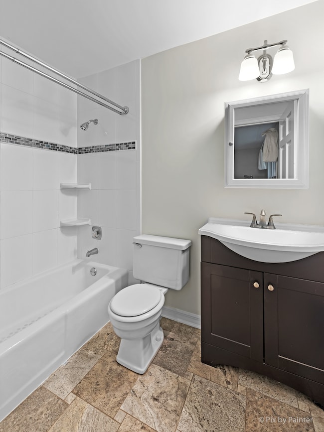 710 Canyon Run Rd, Naperville, IL 60565 - photo 6