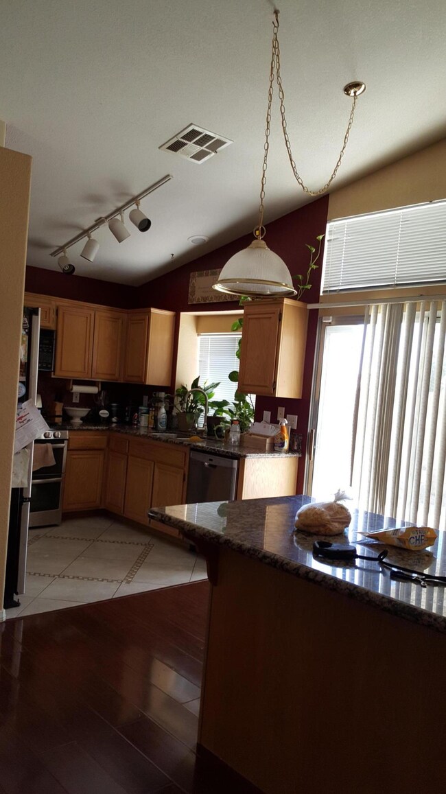 3319 Marble St, Rosamond, CA 93560 - photo 7